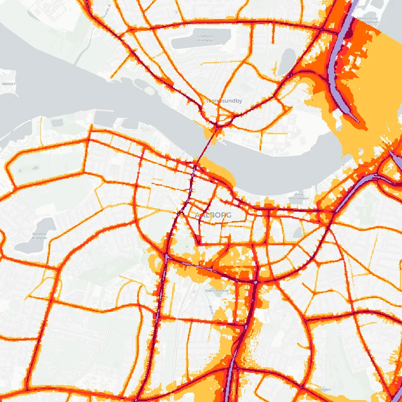 Noise map of Aalborg, Denmark: road-traffic noise contours from the EU strategic noise maps, shaded yellow (≈55 dB Lden) through orange and red to dark purple (≈75 dB+), over the city's street network.