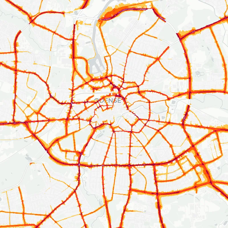 Noise map of Odense, Denmark: road-traffic noise contours from the EU strategic noise maps, shaded yellow (≈55 dB Lden) through orange and red to dark purple (≈75 dB+), over the city's street network.