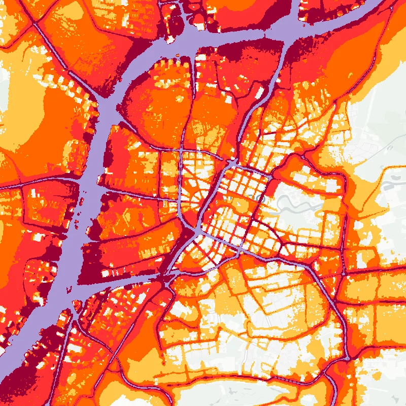 Noise map of Orebro, Sweden: road-traffic noise contours from the EU strategic noise maps, shaded yellow (≈55 dB Lden) through orange and red to dark purple (≈75 dB+), over the city's street network.