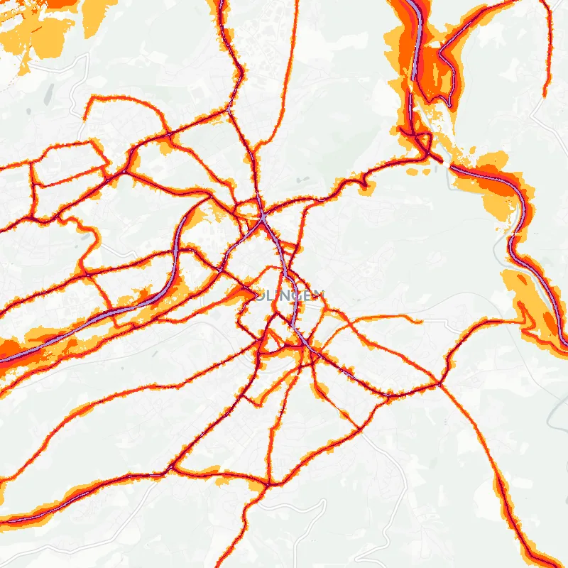 Noise map of Solingen, Germany: road-traffic noise contours from the EU strategic noise maps, shaded yellow (≈55 dB Lden) through orange and red to dark purple (≈75 dB+), over the city's street network.